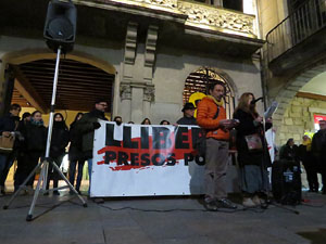 Concentraci&oacute; a la pla&ccedil;a del Vi per la independ&egrave;ncia i la llibertat dels presos pol&iacute;tics