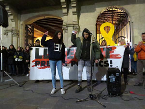 Concentraci&oacute; a la pla&ccedil;a del Vi per la independ&egrave;ncia i la llibertat dels presos pol&iacute;tics