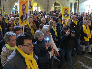 Concentraci&oacute; a la pla&ccedil;a del Vi per la independ&egrave;ncia i la llibertat dels presos pol&iacute;tics
