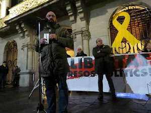 Concentraci&oacute; a la pla&ccedil;a del Vi per la llibertat dels presos pol&iacute;tics
