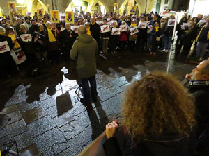 Concentraci&oacute; a la pla&ccedil;a del Vi per la llibertat dels presos pol&iacute;tics