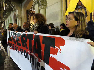 Concentraci&oacute; a la pla&ccedil;a del Vi per la llibertat dels presos pol&iacute;tics