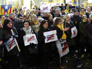 Concentraci&oacute; a la pla&ccedil;a del Vi per la llibertat dels presos pol&iacute;tics