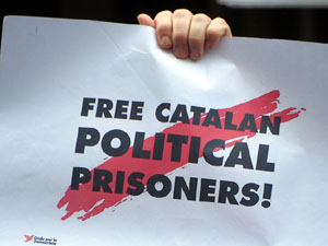 Concentraci&oacute; a la pla&ccedil;a del Vi per la independ&egrave;ncia i la llibertat dels presos pol&iacute;tics