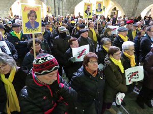 Concentraci&oacute; per la llibertat dels presos pol&iacute;tics a la pla&ccedil;a del Vi