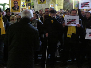 Concentraci&oacute; a la pla&ccedil;a del Vi per la independ&egrave;ncia i la llibertat dels presos pol&iacute;tics