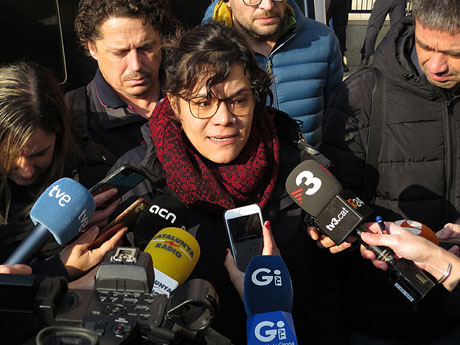 Concentraci&oacute; per la detenci&oacute; del alcaldes de Verges i Celr&agrave;, Ignasi Sabater i Daniel Cornell&agrave;, i catorze persones m&eacute;s