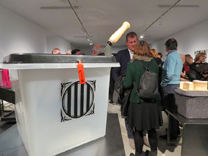 Inauguració de l'exposició '55 urnes per la Llibertat' a la Fundació Fita, a la Casa de Cultura de Girona