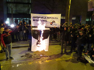 Manifestaci&oacute; contra el judici al proc&eacute;s. Concentraci&oacute; a la pla&ccedil;a de l'U d'octubre de 2017 i manifestaci&oacute; fins els Jutjats de Girona