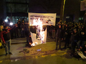Manifestaci&oacute; contra el judici al proc&eacute;s. Concentraci&oacute; a la pla&ccedil;a de l'U d'octubre de 2017 i manifestaci&oacute; fins els Jutjats de Girona