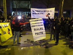 Manifestaci&oacute; contra el judici al proc&eacute;s. Concentraci&oacute; a la pla&ccedil;a de l'U d'octubre de 2017 i manifestaci&oacute; fins els Jutjats de Girona