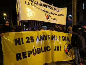 Manifestaci&oacute; contra el judici al proc&eacute;s. Concentraci&oacute; a la pla&ccedil;a de l'U d'octubre de 2017 i manifestaci&oacute; fins els Jutjats de Girona