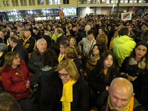 Manifestaci&oacute; contra el judici al proc&eacute;s. Concentraci&oacute; a la pla&ccedil;a de l'U d'octubre de 2017 i manifestaci&oacute; fins els Jutjats de Girona
