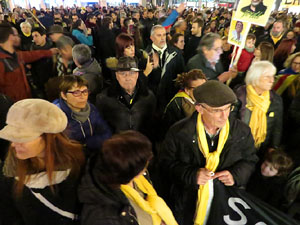 Manifestaci&oacute; contra el judici al proc&eacute;s. Concentraci&oacute; a la pla&ccedil;a de l'U d'octubre de 2017 i manifestaci&oacute; fins els Jutjats de Girona