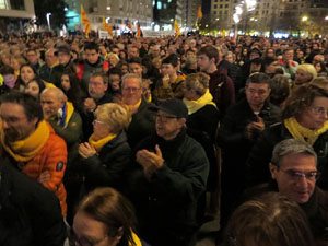 Manifestaci&oacute; contra el judici al proc&eacute;s. Concentraci&oacute; a la pla&ccedil;a de l'U d'octubre de 2017 i manifestaci&oacute; fins els Jutjats de Girona