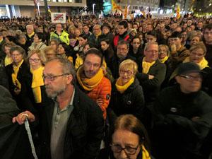 Manifestaci&oacute; contra el judici al proc&eacute;s. Concentraci&oacute; a la pla&ccedil;a de l'U d'octubre de 2017 i manifestaci&oacute; fins els Jutjats de Girona