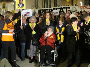 Manifestaci&oacute; contra el judici al proc&eacute;s. Concentraci&oacute; a la pla&ccedil;a de l'U d'octubre de 2017 i manifestaci&oacute; fins els Jutjats de Girona