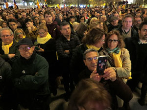 Manifestaci&oacute; contra el judici al proc&eacute;s. Concentraci&oacute; a la pla&ccedil;a de l'U d'octubre de 2017 i manifestaci&oacute; fins els Jutjats de Girona