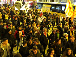 Manifestaci&oacute; contra el judici al proc&eacute;s. Concentraci&oacute; a la pla&ccedil;a de l'U d'octubre de 2017 i manifestaci&oacute; fins els Jutjats de Girona