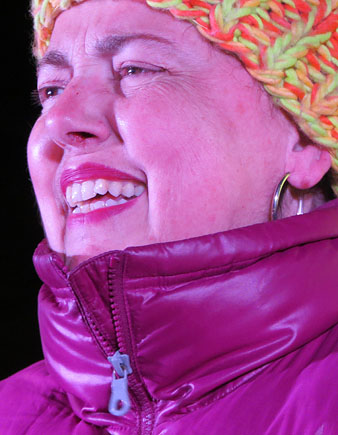 Tati Cervi&agrave; durant el seu parlament a la pla&ccedil;a de l'U d'octubre de 2017