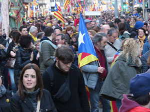 21F Vaga general. La manifestaci&oacute; m&eacute;s gran de la hist&ograve;ria de Girona, amb 70.000 participants