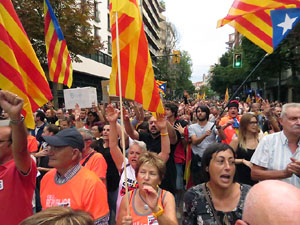 Manifestaci&oacute; contra la viol&egrave;ncia de l'Estat. Pre-commemoraci&oacute; de l'1-O