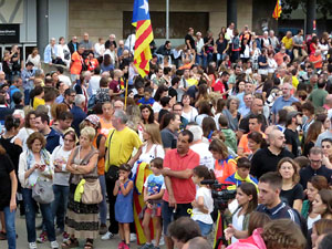 Manifestaci&oacute; contra la viol&egrave;ncia de l'Estat. Pre-commemoraci&oacute; de l'1-O