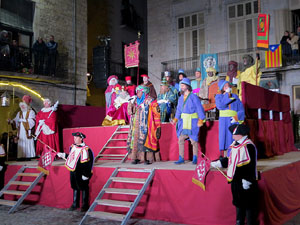 La Cavalcada de Reis 2019. Arribada del seguici a la pla&ccedil;a del Vi