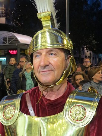 Lliurament del pen&oacute; al carrer Nou