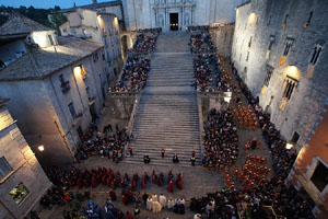 Setmana Santa 2019 a Girona. Divendres Sant. La process&oacute; del Sant Enterrament