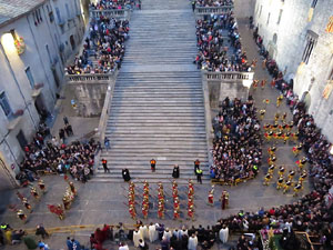 Setmana Santa 2019 a Girona. Divendres Sant. La process&oacute; del Sant Enterrament