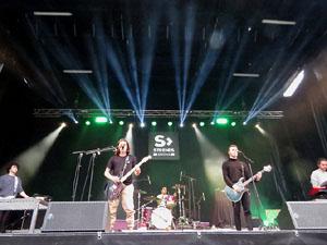 Festival Strenes 2019. Concert d'Aliena a la pla&ccedil;a Catalunya