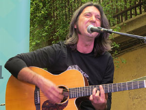 Festival Strenes 2019. Concert de Toni Beiro a les escales de Sant Dom&egrave;nec