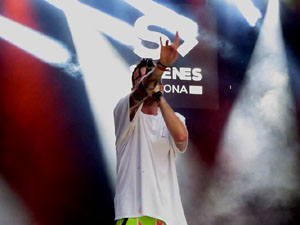 Festival Strenes 2019. Concert de Lildami a la pla&ccedil;a Catalunya