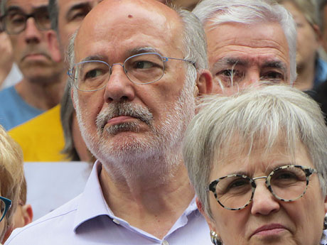 Concentraci&oacute; per la llibertat dels presos pol&iacute;tics a la pla&ccedil;a del Vi