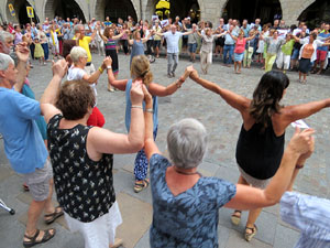Concentraci&oacute; a la pla&ccedil;a del Vi per la independ&egrave;ncia i la llibertat dels presos pol&iacute;tics