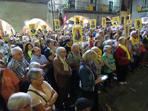 Concentració a la plaça del Vi per la independència i la llibertat dels presos polítics