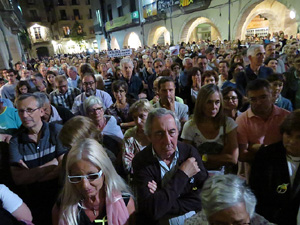 Concentració a la plaça del Vi per la independència i la llibertat dels presos polítics