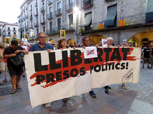Concentraci&oacute; a la pla&ccedil;a del Vi per la independ&egrave;ncia i la llibertat dels presos pol&iacute;tics