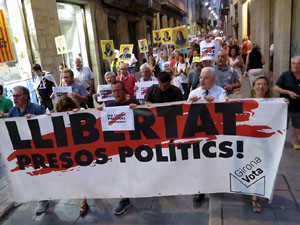 Concentraci&oacute; a la pla&ccedil;a del Vi per la independ&egrave;ncia i la llibertat dels presos pol&iacute;tics