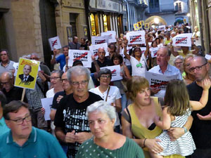 Concentraci&oacute; a la pla&ccedil;a del Vi per la independ&egrave;ncia i la llibertat dels presos pol&iacute;tics
