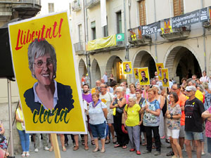 Concentració a la plaça del Vi per la independència i la llibertat dels presos polítics