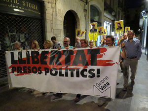 Concentraci&oacute; a la pla&ccedil;a del Vi per la independ&egrave;ncia i la llibertat dels presos pol&iacute;tics