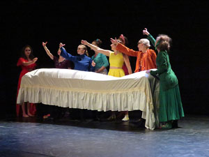 Festivals de Girona. FITAG 2019 - '8 wires or 1 reason of love'. Espectacle interpretat per la companyia 'Student Dance and Plastic Theatre Oler' de Moscou
