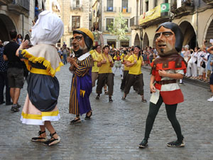 Arribada de la Flama del Canig&oacute; 2019 a la pla&ccedil;a del Vi