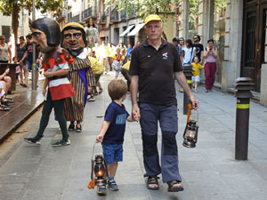 Cercavila de la Flama del Canig&oacute; 2019 fins la pla&ccedil;a del Vi
