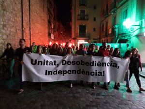 Marxa de Torxes de Girona per commemorar l'1-O