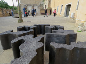 Temps de Flors 2019. Instal·lació floral a la terrassa i l'assecador del Museu d'Història