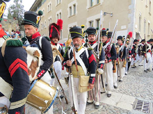 XII Festa Reviu els Setges Napole&ograve;nics de Girona. Presentaci&oacute; a la pla&ccedil;a de Sant Dom&egrave;nec