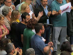 Concentraci&oacute; de rebuig de la sent&egrave;ncia a la pla&ccedil;a del Vi